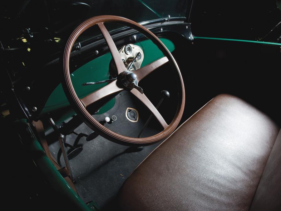  Ford Model A Roadster Pickup 1927 года  (фото 5 из 16)